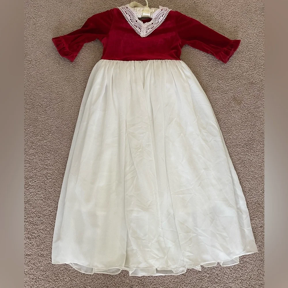 Girl August Girl’s Holiday Christmas Velvet Lace & Chiffon Dress size 5 EUC - Picture 6 of 7